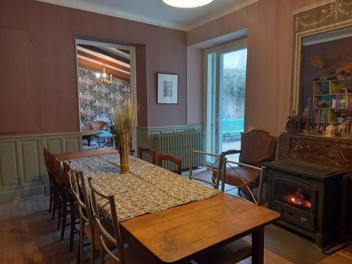 Aigurande Maison Violette En Berry المظهر الخارجي الصورة